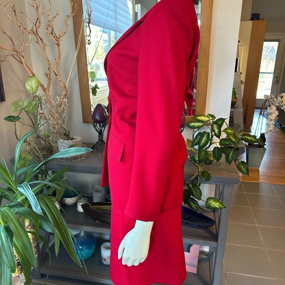 Talbots Petite Red Wool Suit ~ Jacket Sz 2 Skirt Sz 4 - Picture 2 of 13